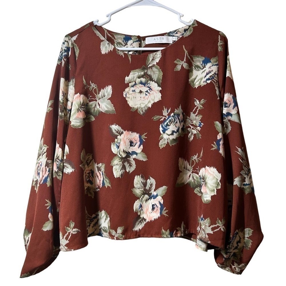 ASTR The Label Floral Slit Bell Sleeve Blouse M Rustic Brown Crop Boho AT11667